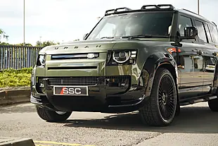 Used 2026 Land Rover Defender 110 X-Dynamic Hse Woolstone Green - Interior and Exterior details 8