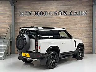 Used 2026 Land Rover Defender 90 S Hard Top Borasco Grey - Interior and Exterior details 4