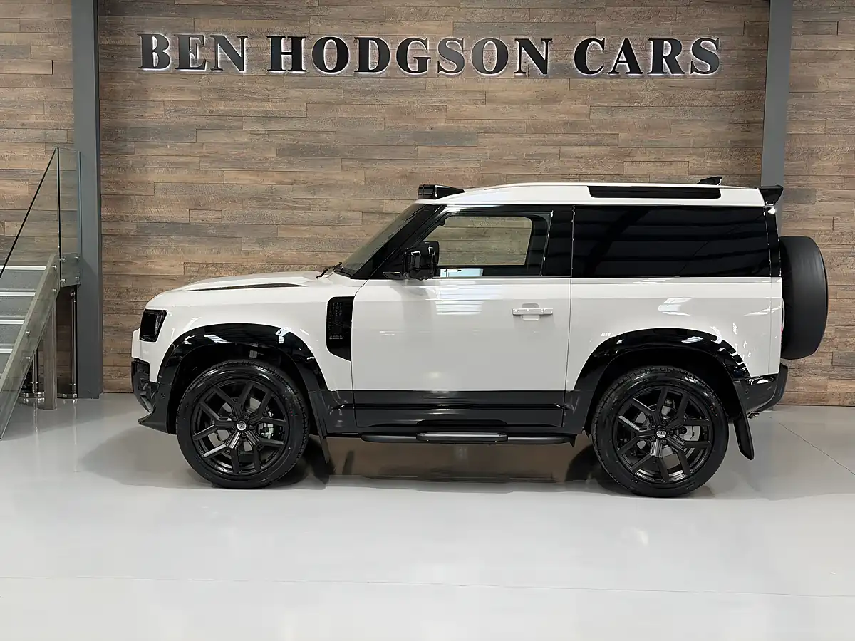 Used 2026 Land Rover Defender 90 S Hard Top Borasco Grey - Interior and Exterior details 6