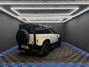 Used 2026 Land Rover Defender 90 S Hard Top Grey - Interior and Exterior details 14