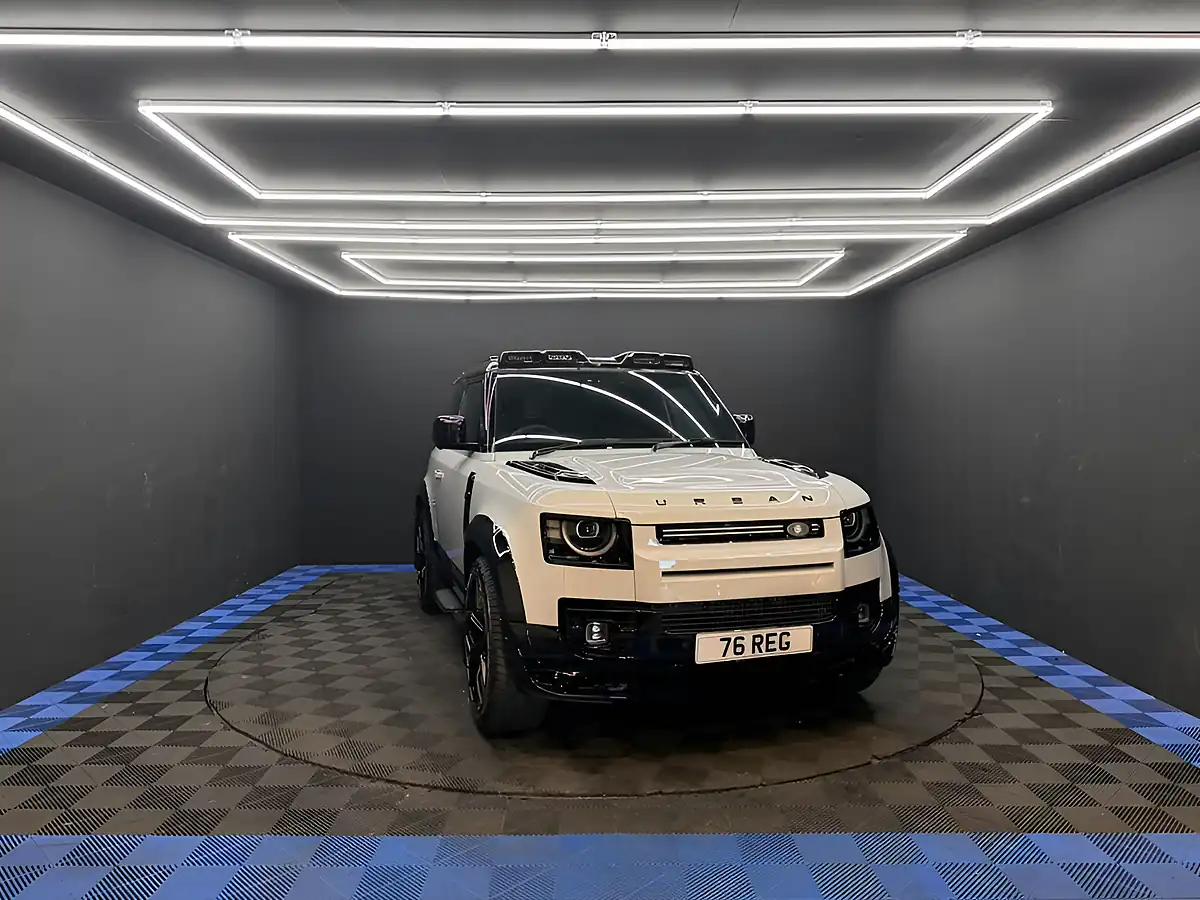 Used 2026 Land Rover Defender 90 S Hard Top Grey - Interior and Exterior details 3