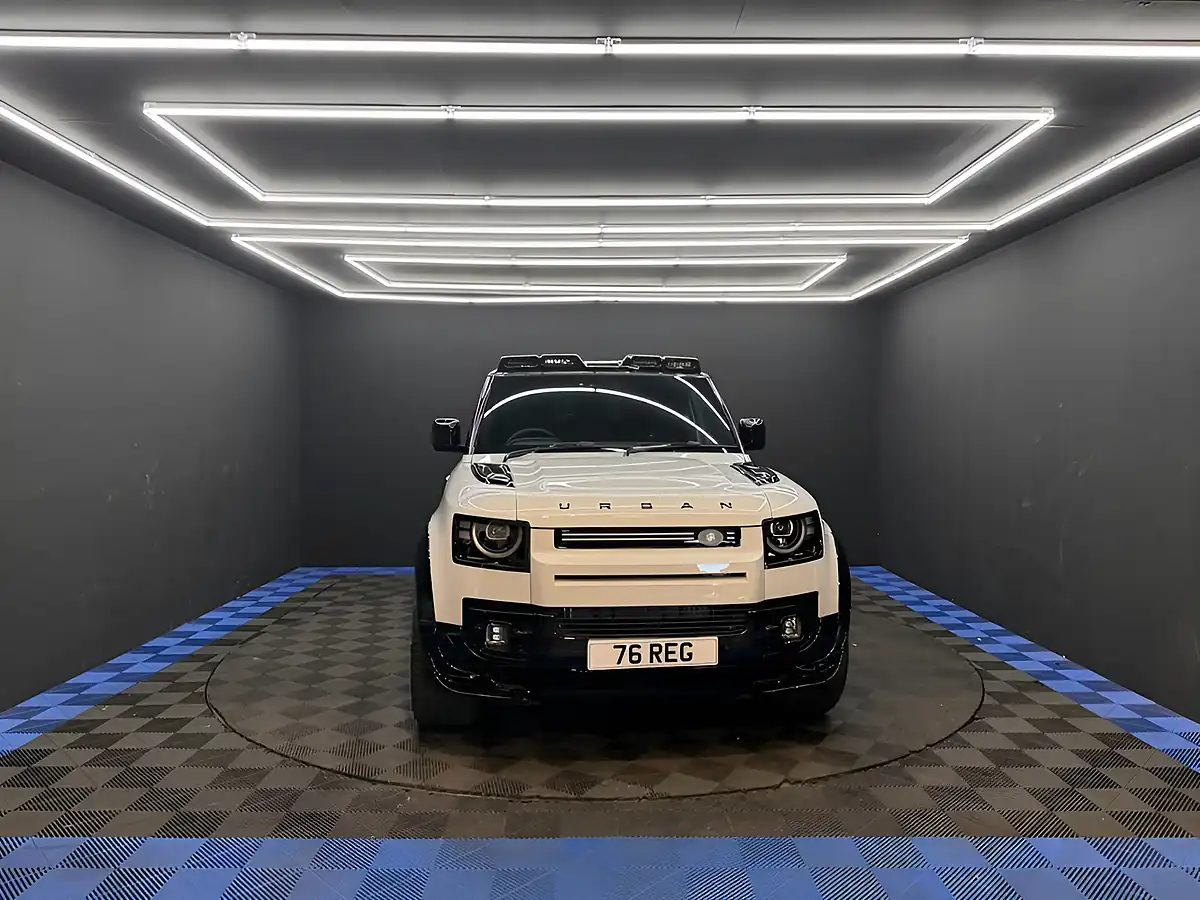 Used 2026 Land Rover Defender 90 S Hard Top Grey - Interior and Exterior details 4