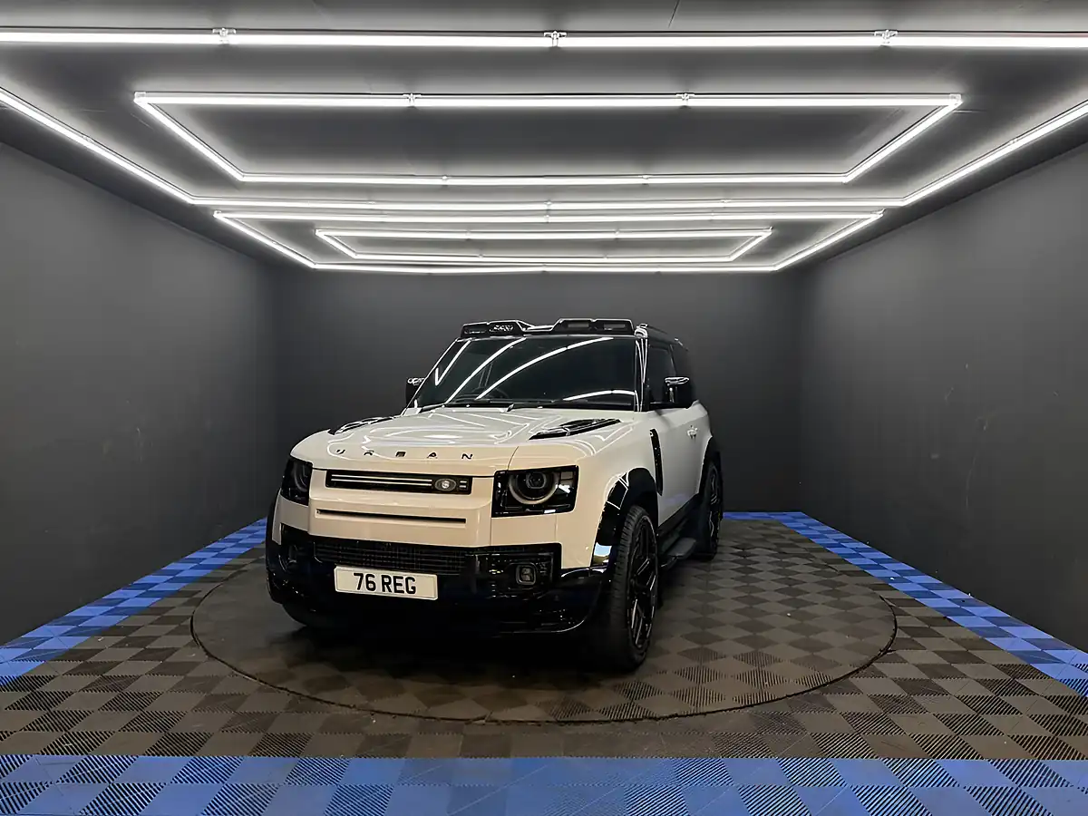 Used 2026 Land Rover Defender 90 S Hard Top Grey - Interior and Exterior details 6
