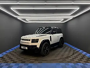 Used 2026 Land Rover Defender 90 S Hard Top Grey - Interior and Exterior details 7