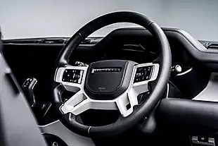 Used 2026 Land Rover Defender 90 X-Dynamic Hse Borasco Grey - Interior and Exterior details 19