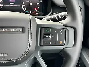 Used 2026 Land Rover Defender 90 X-Dynamic Hse Santorini Black - Interior and Exterior details 15