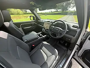 Used 2026 Land Rover Defender 90 X-Dynamic Se Grey - Interior and Exterior details 5