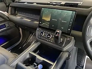 Used 2026 Land Rover Defender 90 X-Dynamic Se Grey - Interior and Exterior details 14