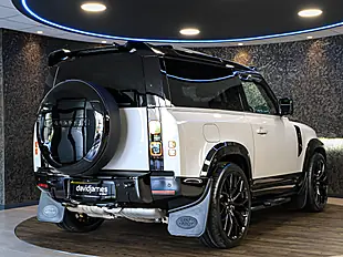 Used 2026 Land Rover Defender 90 X-Dynamic Se Grey - Interior and Exterior details 9