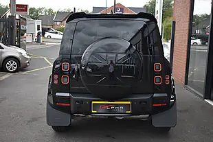 Used 2026 Land Rover Defender 90 X-Dynamic Se Hard Top Santorini Black - Interior and Exterior details 6