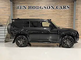 Used 2026 Land Rover Defender X-Dynamic Hse Hard Top Black - Interior and Exterior details 7
