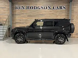Used 2026 Land Rover Defender X-Dynamic Hse Hard Top Black - Interior and Exterior details 8