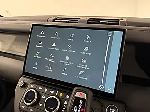 Used 2026 Land Rover Defender X-Dynamic Se Grey - Interior and Exterior details 17