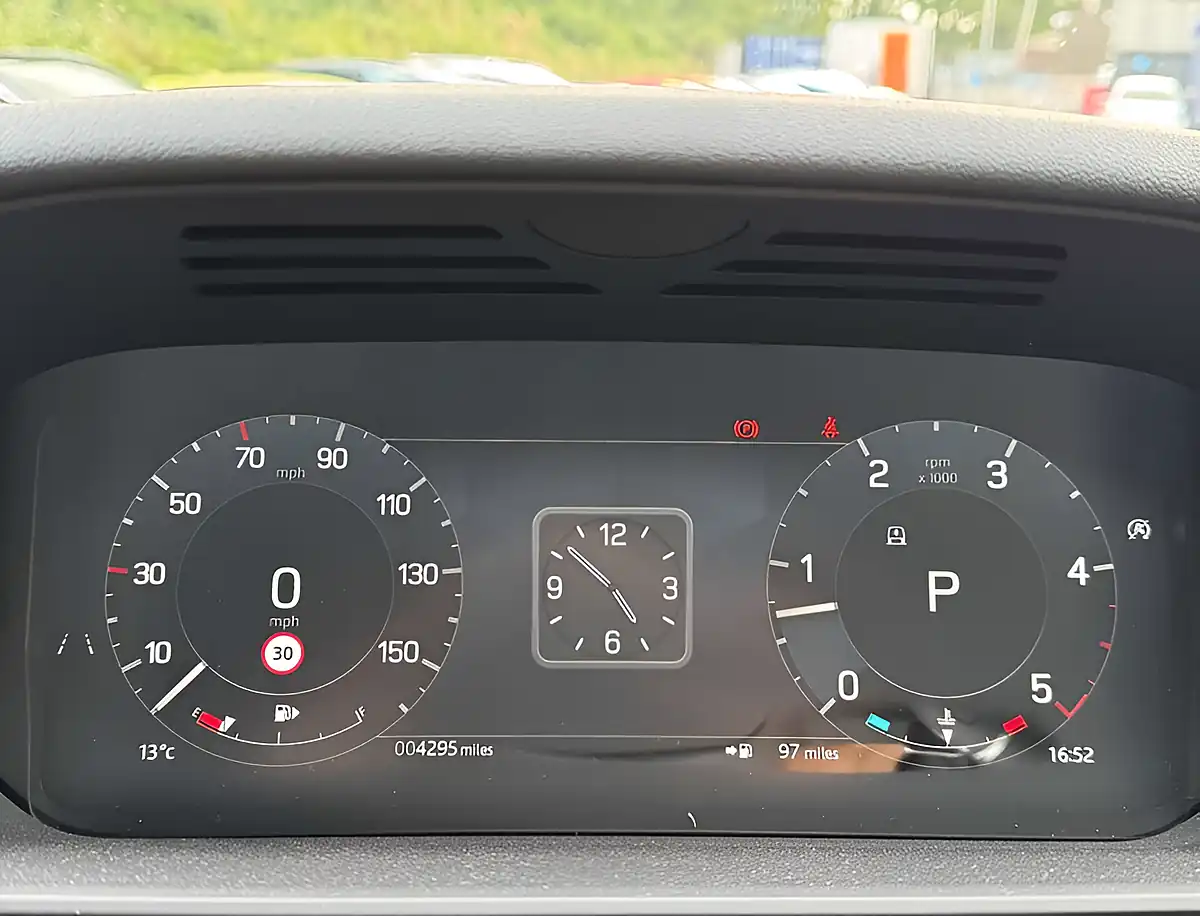 Used 2026 Land Rover Discovery Discovery Dynamic Hse Grey - Interior and Exterior details 12