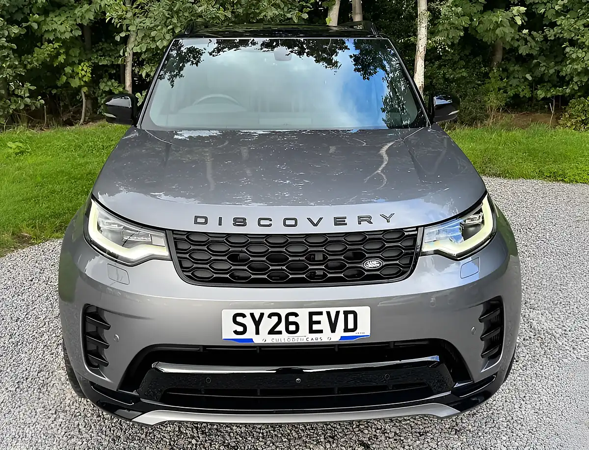 Used 2026 Land Rover Discovery Discovery Dynamic Hse Grey - Interior and Exterior details 8