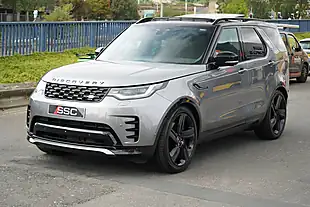 Used 2026 Land Rover Discovery Dynamic Hse Eiger Grey - Interior and Exterior details 7