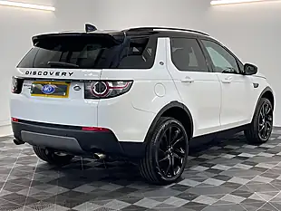 Used 2026 Land Rover Discovery Sport Hse White - Interior and Exterior details 3