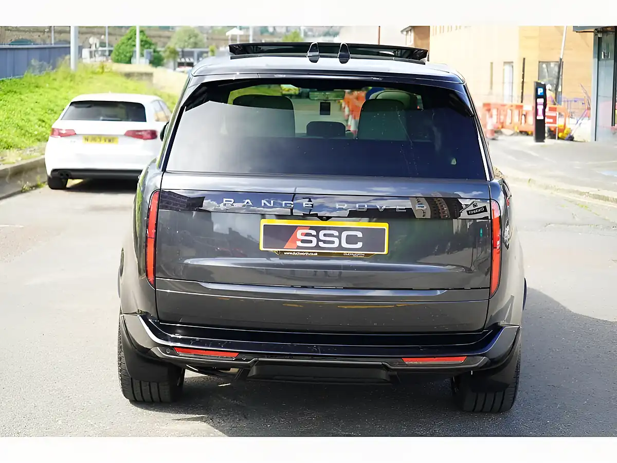 Used 2026 Land Rover Range Rover Autobiography Carpathian Grey - Interior and Exterior details 10