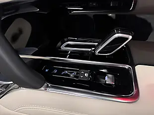 Used 2026 Land Rover Range Rover Se Black - Interior and Exterior details 13