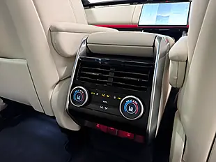 Used 2026 Land Rover Range Rover Se Black - Interior and Exterior details 14