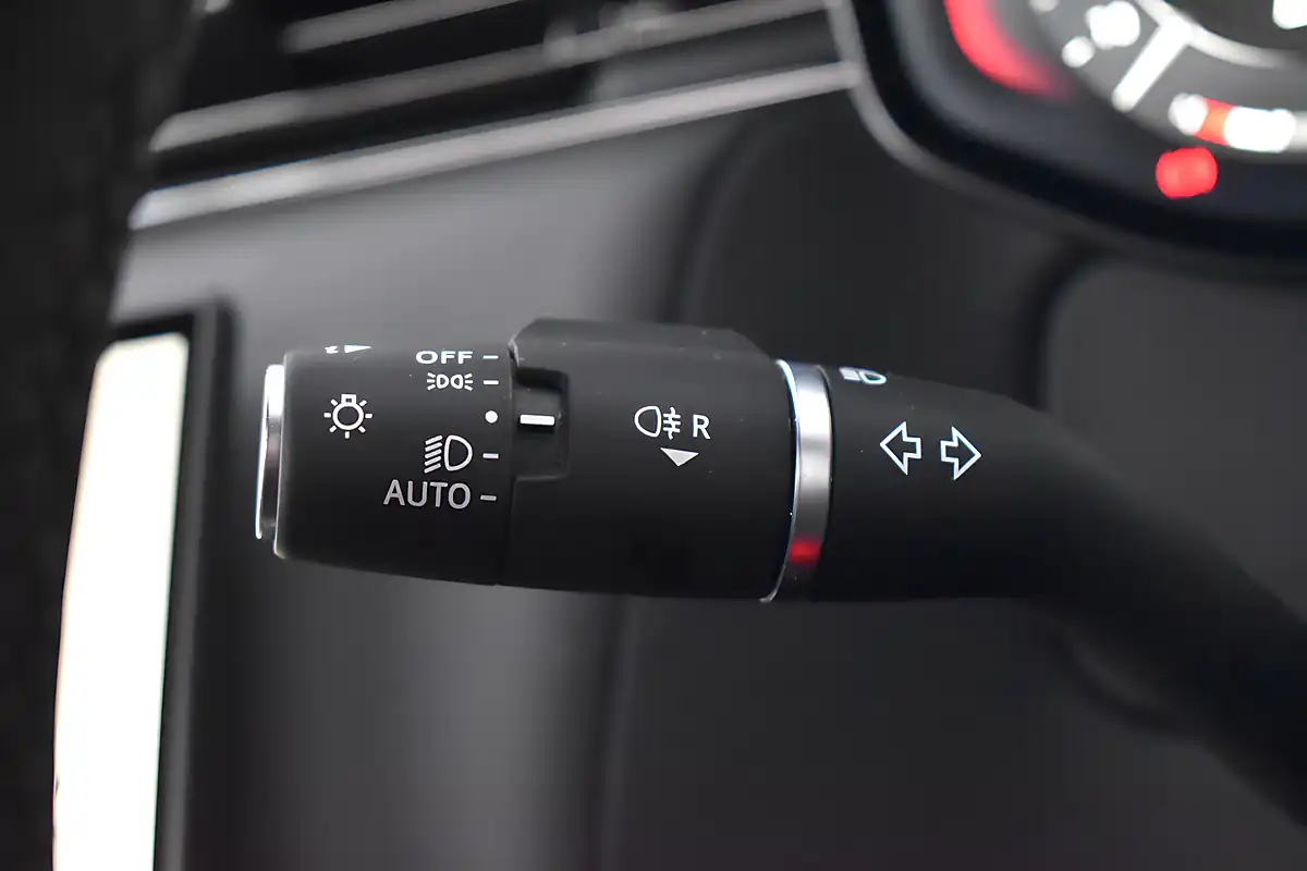 Used 2026 Land Rover Range Rover Sport Sv Arroios Grey - Interior and Exterior details 15