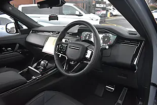 Used 2026 Land Rover Range Rover Sport Sv Arroios Grey - Interior and Exterior details 8