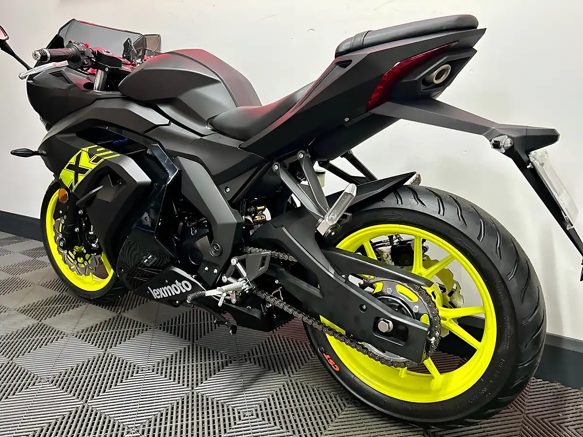 Used 2026 Lexmoto Lxs 125 Super Sports Black - Interior and Exterior details 11