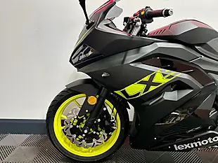 Used 2026 Lexmoto Lxs 125 Super Sports Black - Interior and Exterior details 12