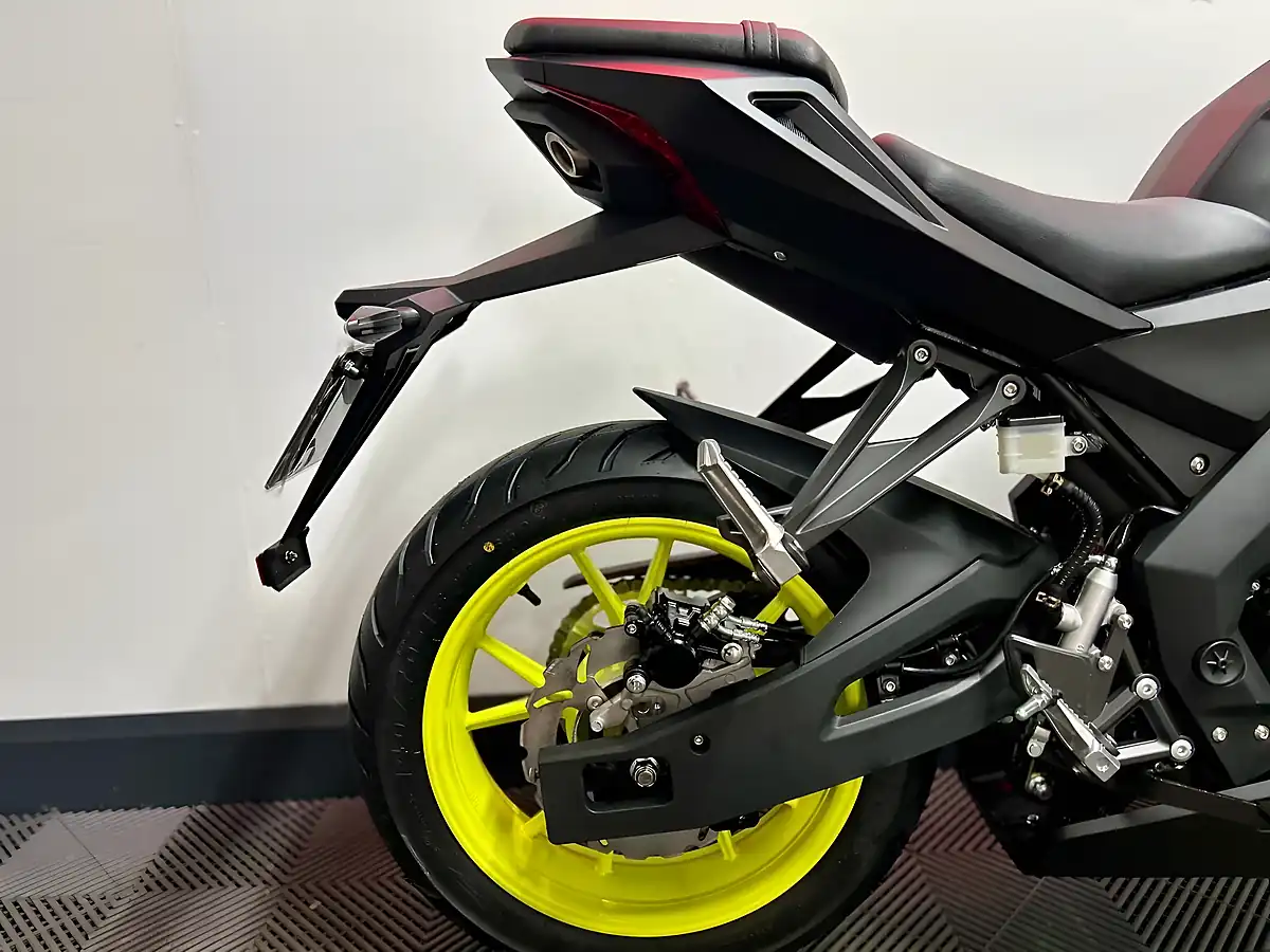 Used 2026 Lexmoto Lxs 125 Super Sports Black - Interior and Exterior details 6