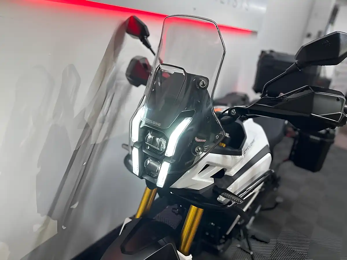 Used 2026 Lexmoto RX2 Adventure White - Interior and Exterior details 16
