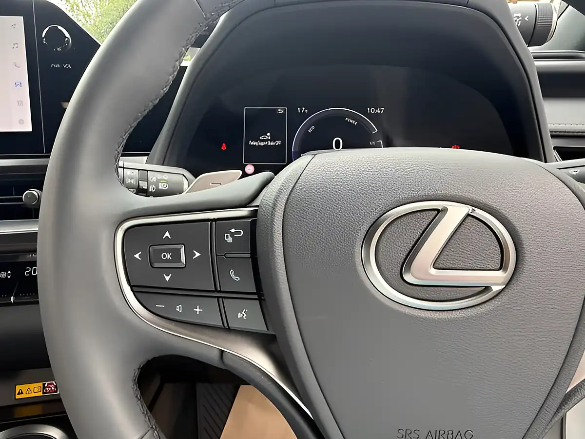 Used 2026 Lexus Ux Premium Plus Silver - Interior and Exterior details 16
