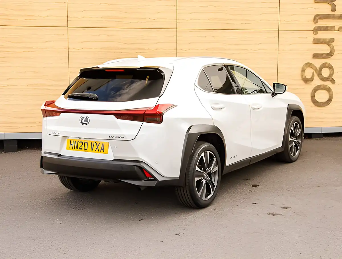Used 2026 Lexus Ux Sat Nav+parking Sensors+aircon White - Interior and Exterior details 2