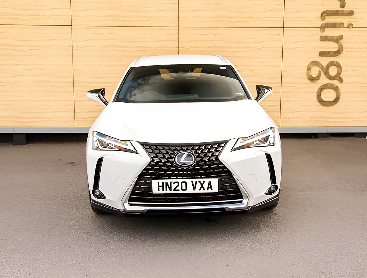 Used 2026 Lexus Ux Sat Nav+parking Sensors+aircon White - Interior and Exterior details 5