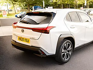 Used 2026 Lexus Ux Sat Nav+parking Sensors+aircon White - Interior and Exterior details 7