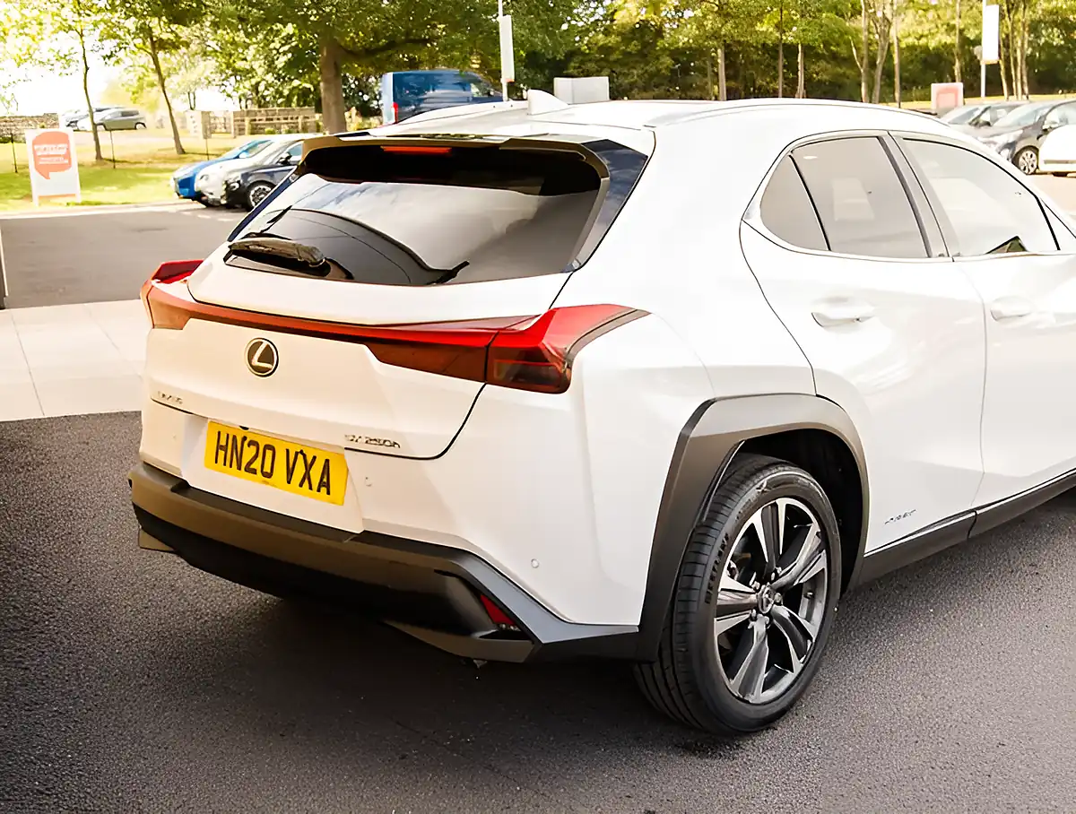 Used 2026 Lexus Ux Sat Nav+parking Sensors+aircon White - Interior and Exterior details 7