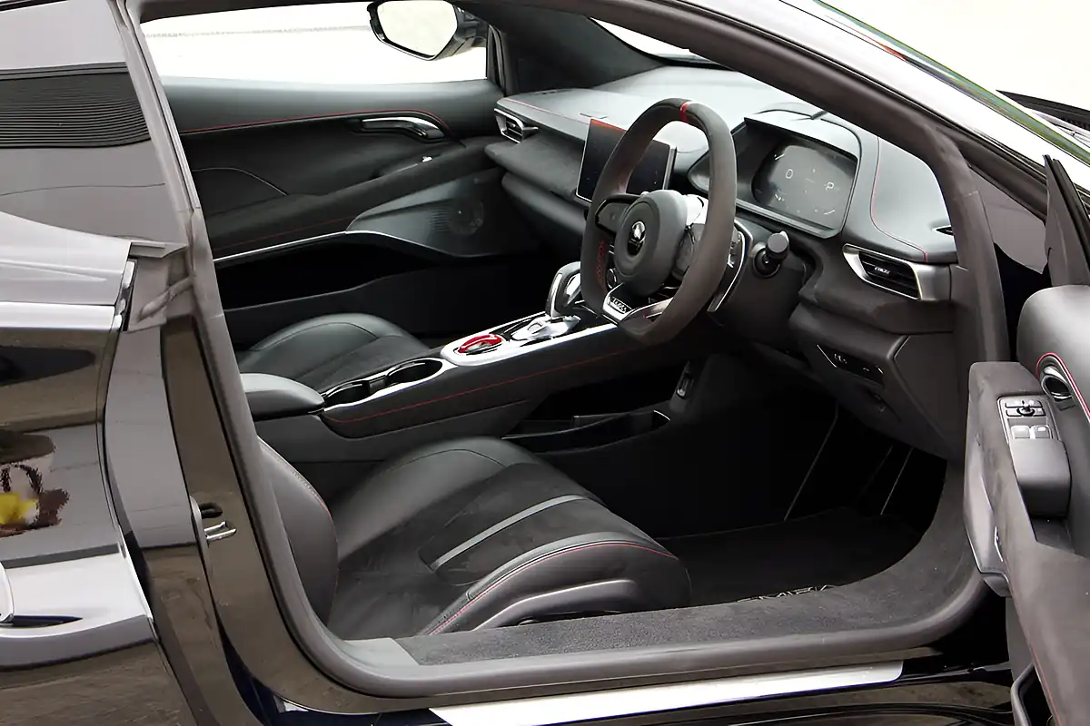 Used 2026 Lotus Emira Se Cosmos Black - Interior and Exterior details 12