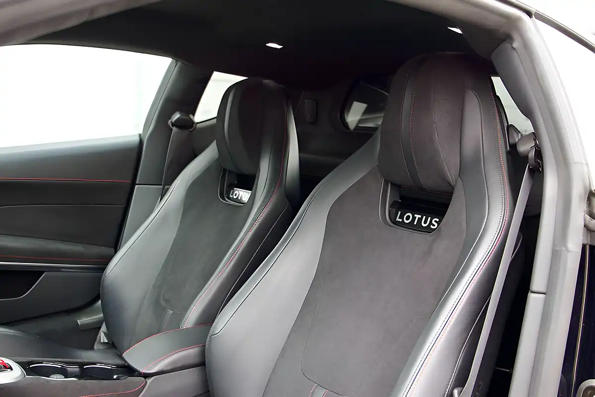 Used 2026 Lotus Emira Se Cosmos Black - Interior and Exterior details 5