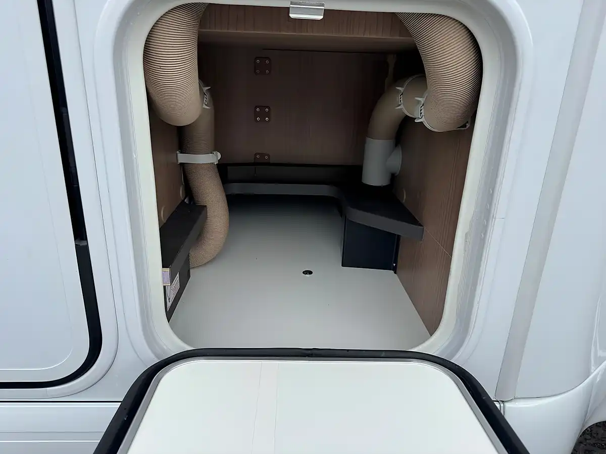 Used 2026 Malibu T490LE Comfort Plus - Interior and Exterior details 15