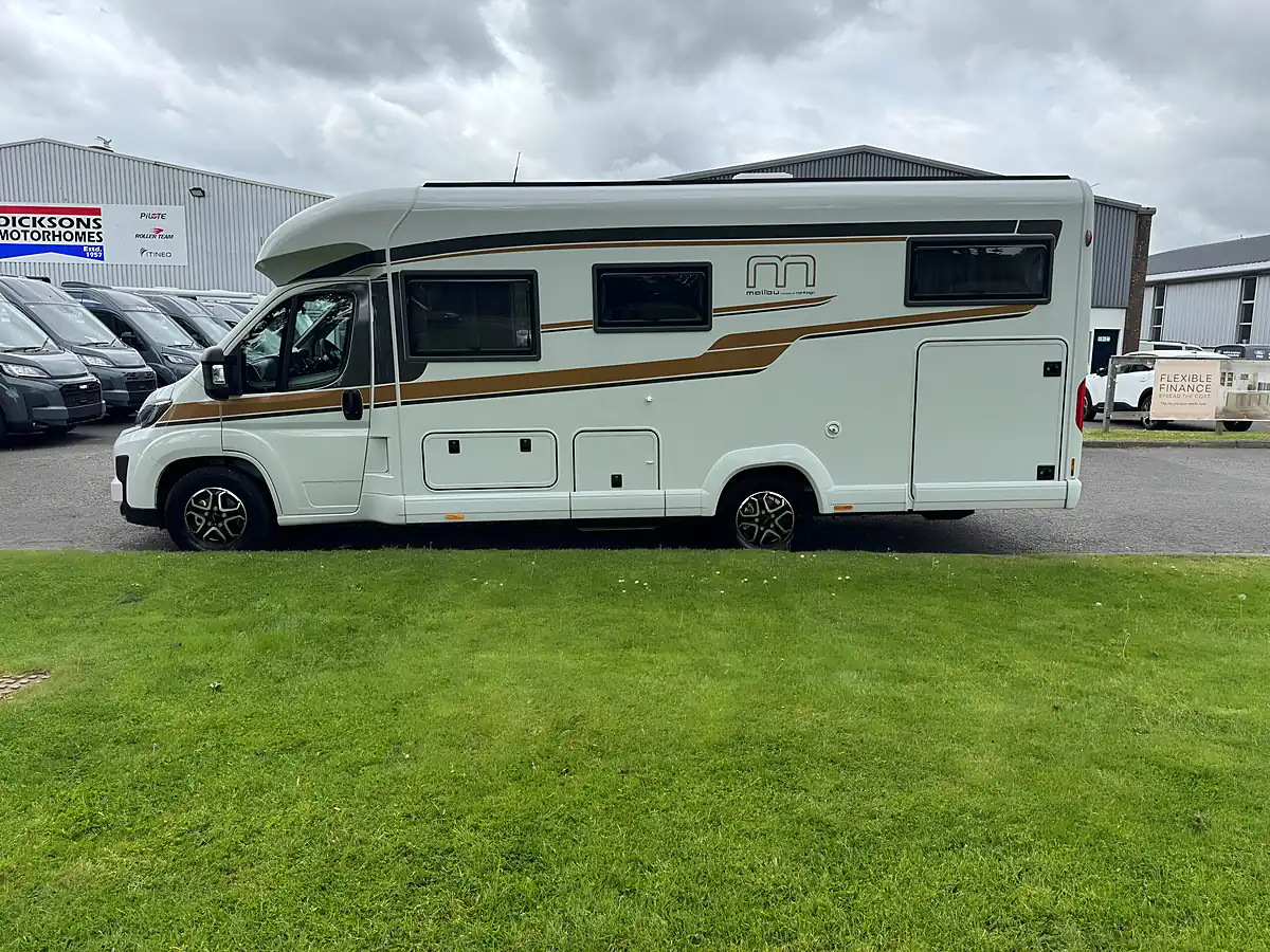 Used 2026 Malibu T490LE Comfort Plus - Interior and Exterior details 4