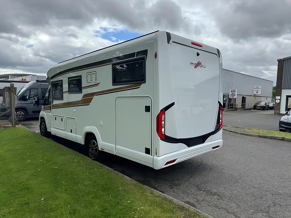 Used 2026 Malibu T490LE Comfort Plus - Interior and Exterior details 5