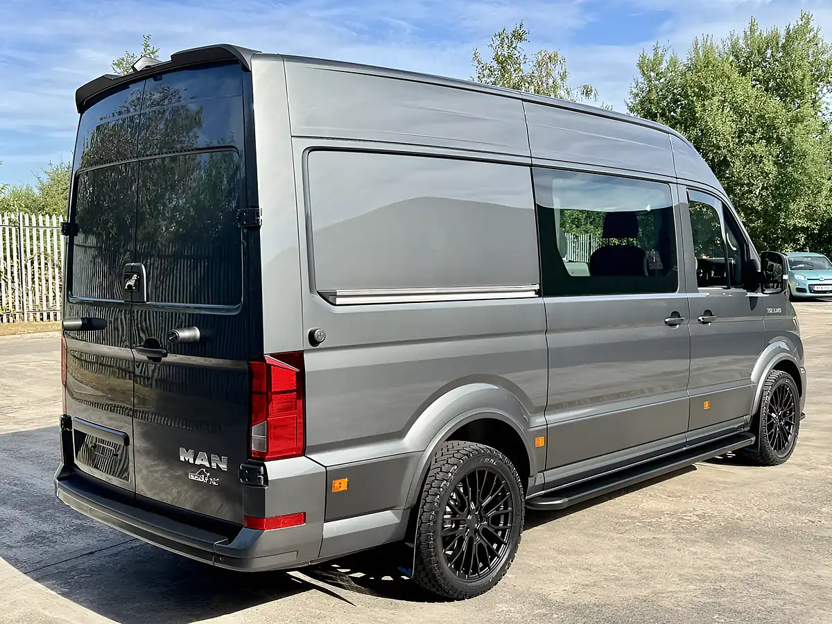 Used 2026 Man Tge Crewcab High Roof Indium Grey - Interior and Exterior details 8