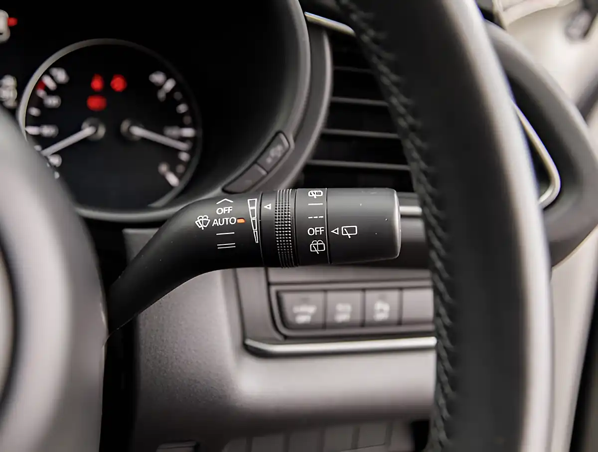 Used 2026 Mazda CX-30 Se-L Lux White - Interior and Exterior details 11