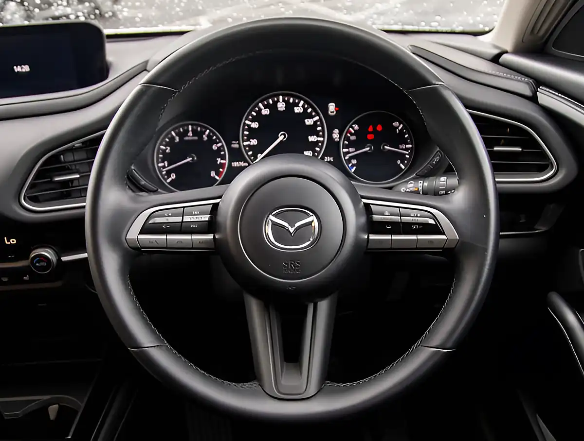 Used 2026 Mazda CX-30 Se-L Lux White - Interior and Exterior details 12