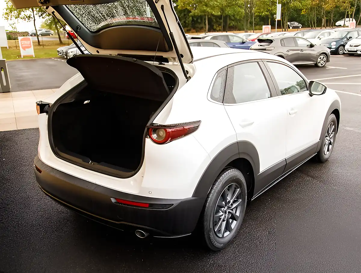 Used 2026 Mazda CX-30 Se-L Lux White - Interior and Exterior details 20