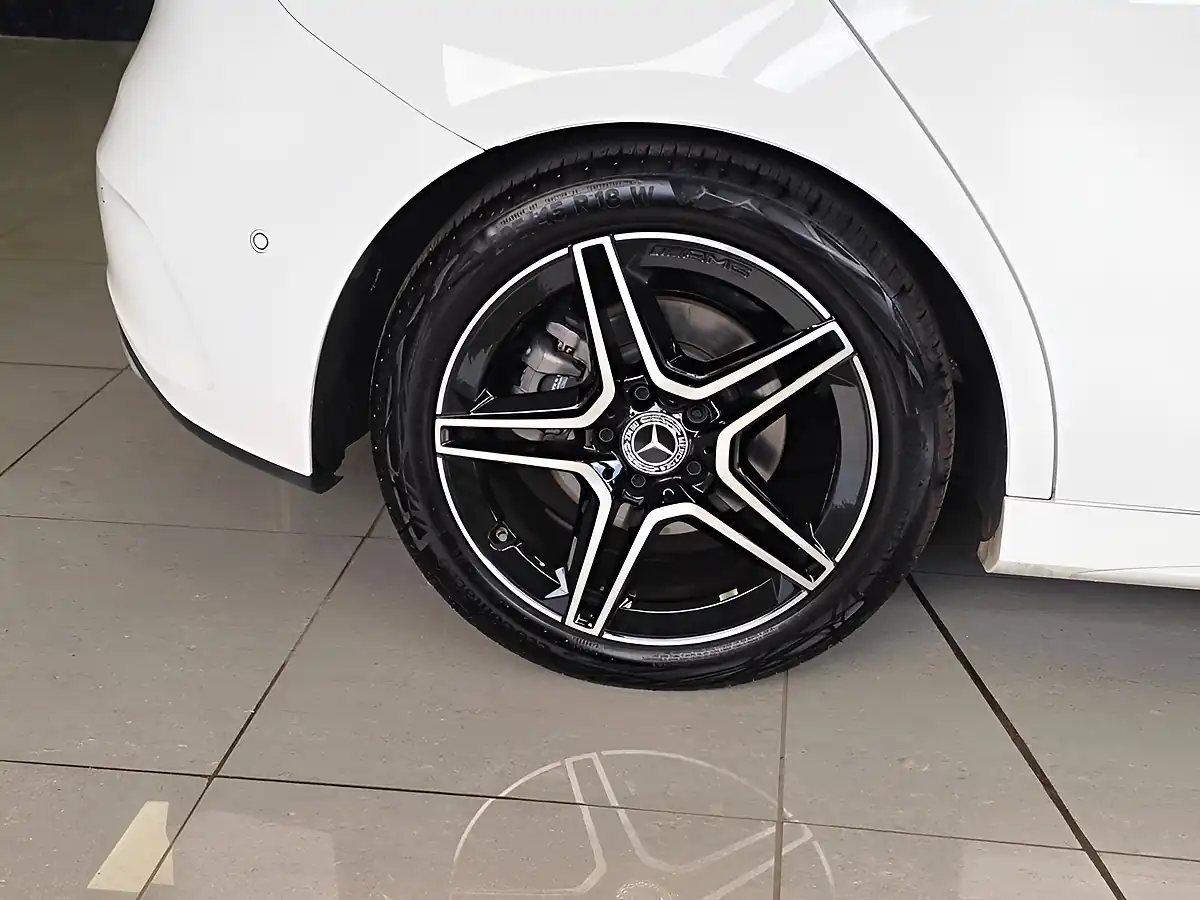 Used 2026 Mercedes-Benz a Class AMG Line (executive) White - Interior and Exterior details 17