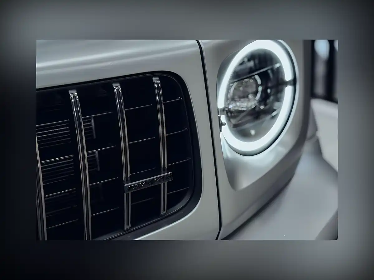 Used 2026 Mercedes-Benz G Class AMG Carbon Edition Manufaktur Platinum Magno - Interior and Exterior details 7