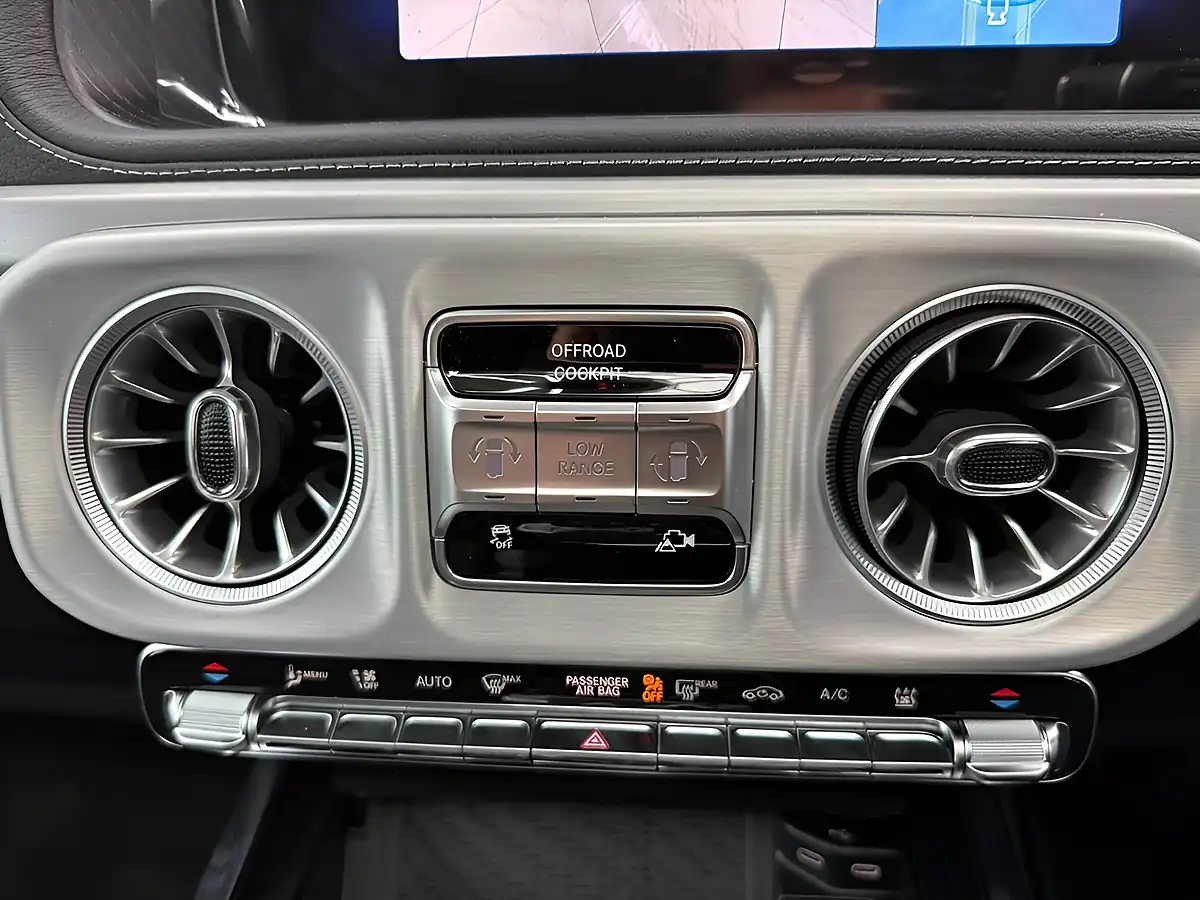 Used 2026 Mercedes-Benz G Class AMG Line (premium Plus) Black - Interior and Exterior details 13