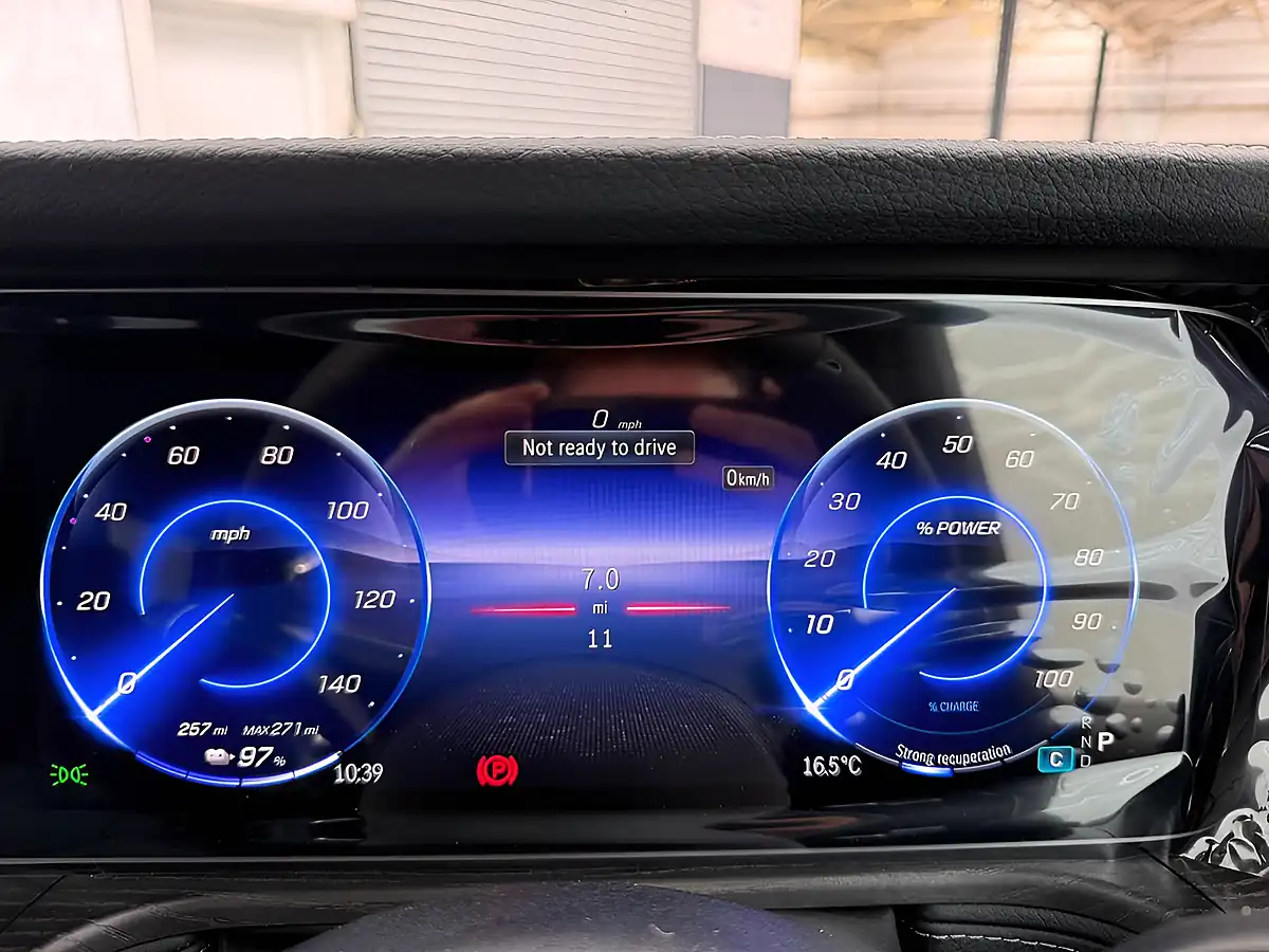 Used 2026 Mercedes-Benz G Class AMG Line (premium Plus) Black - Interior and Exterior details 15