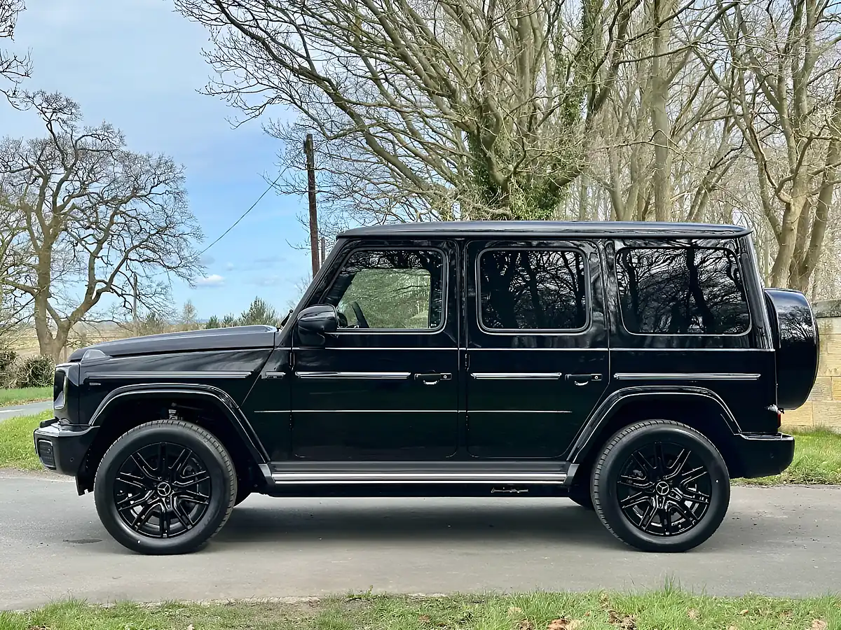Used 2026 Mercedes-Benz G Class AMG Line (premium Plus) Obsidian Black - Interior and Exterior details 4