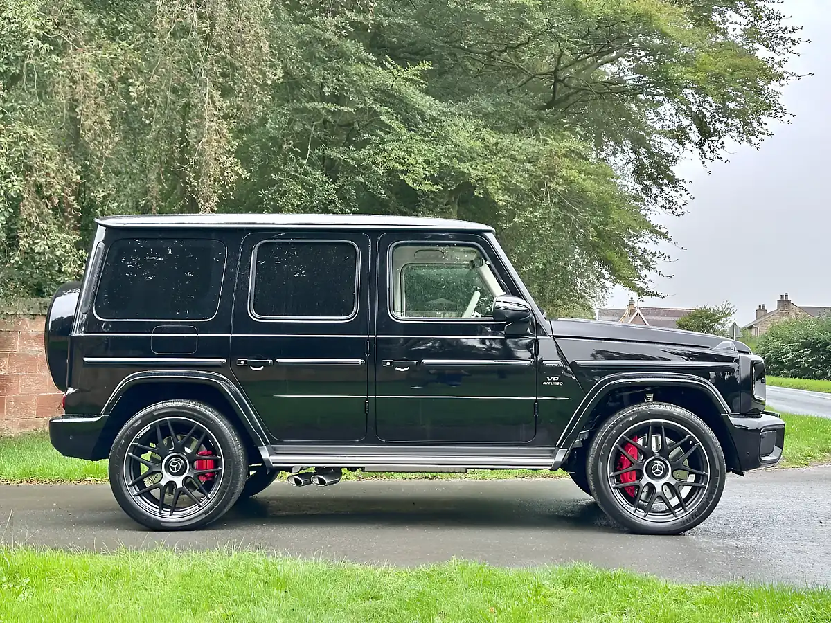 Used 2026 Mercedes-Benz G Class AMG Manufaktur Edition Obsidian Black - Interior and Exterior details 3